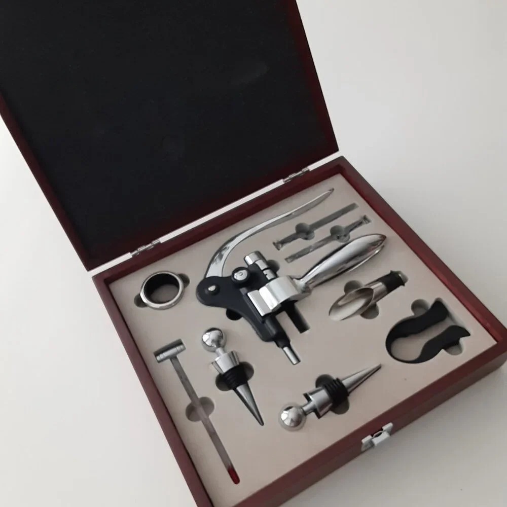 Leeds -Fancy Wine opener Set 1400-86WD Executive Wine Collectors Set Woo…